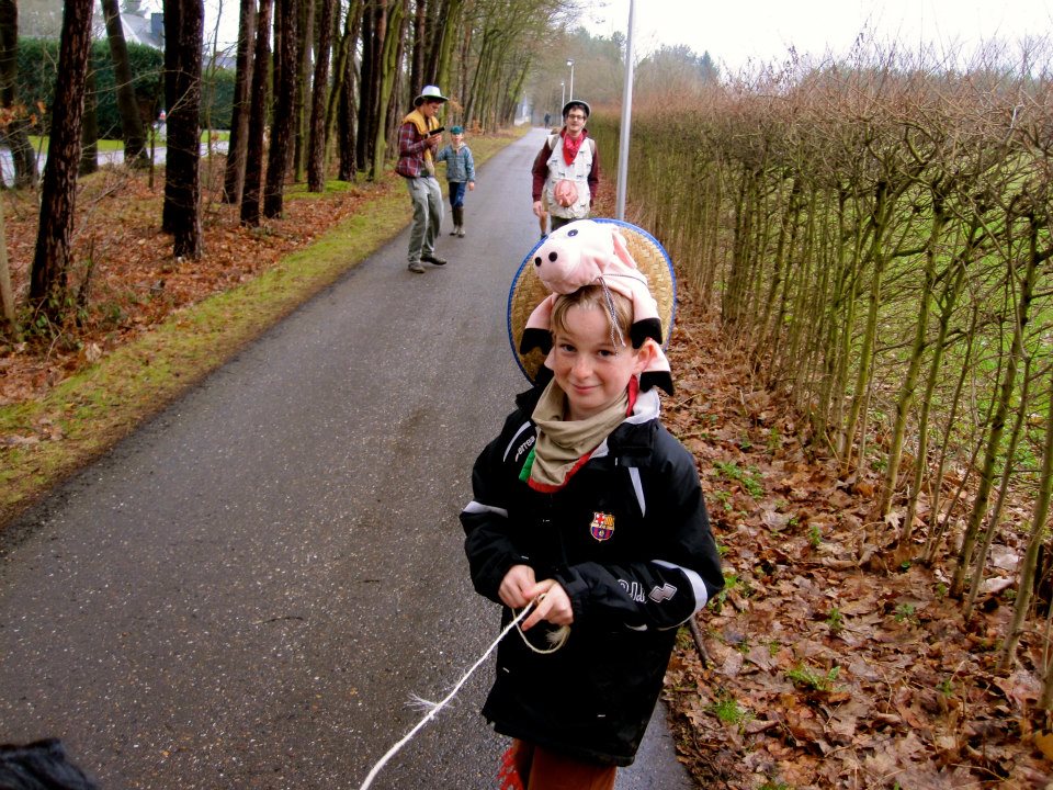 Sint-Martinus den XIIde - CowboySpel Welpen Kiewit 2012